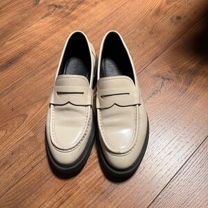 Cream Vagabond loafers